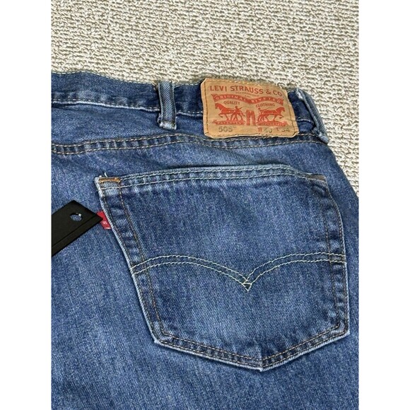 Levi's 505 Mens 40x34* Denim Blue Jeans High Rise Straight Leg Medium Wash - Picture 1 of 7